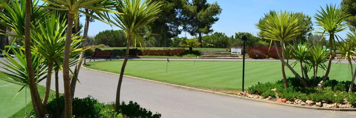 Inbetweeners at Bonalba Golf Course